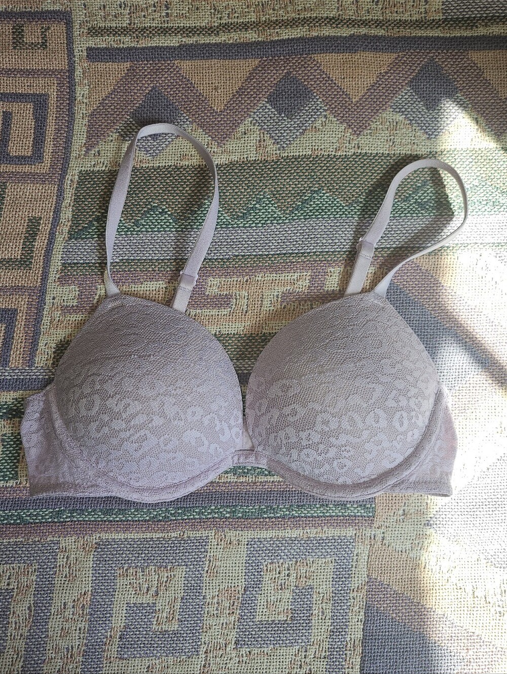 Victoria Secret PINK Push Up Lace Lilac Size 34B
